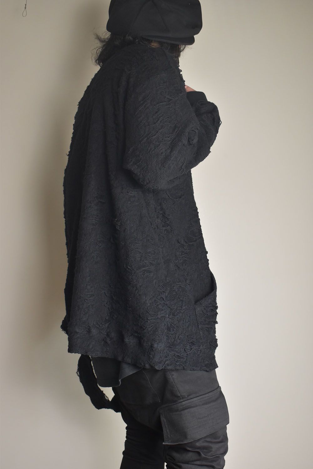 Damage Pile Arymmetry Crew Neck Top"Black" / ダメージパイル アシンメトリークルーネックトップ"ブラック"