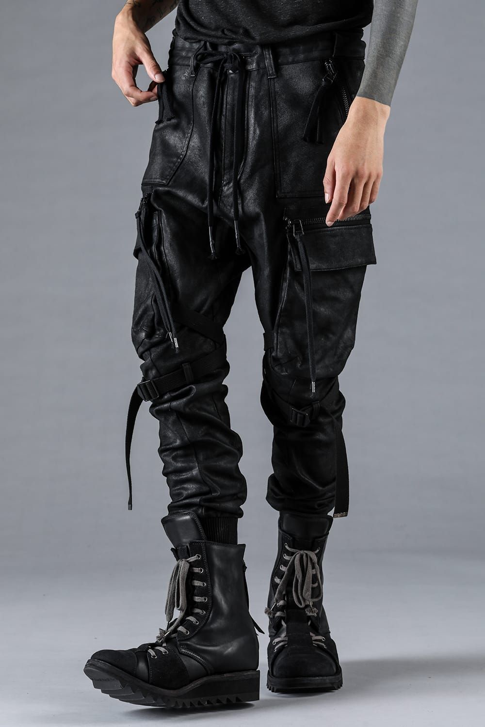 Product-Coated Jersey-Like Denim Cargo Jog Pants"Black" / 製品コーティングジャージーライクデニムカーゴジョグパンツ"ブラック"