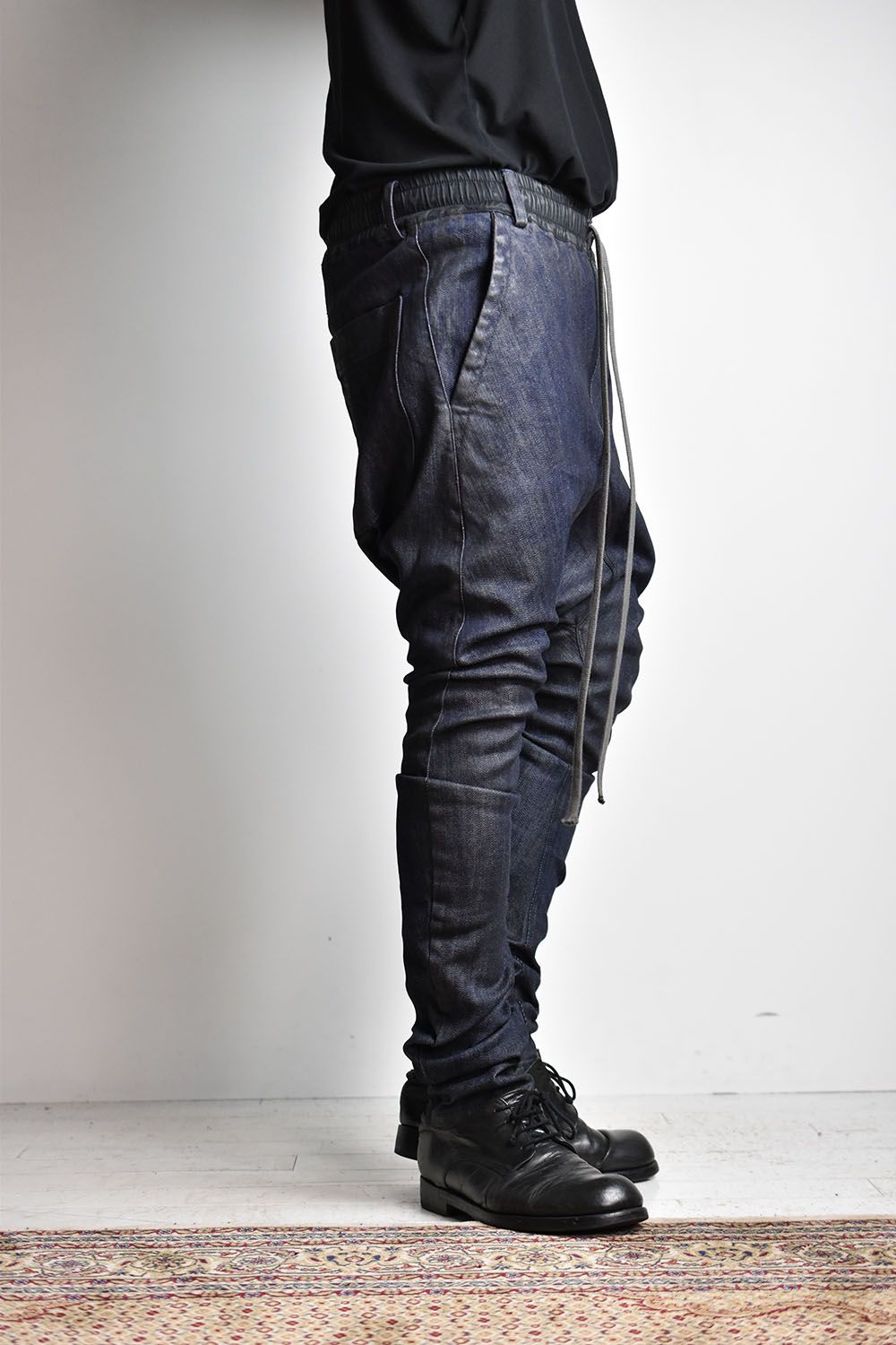 《2025AW先行予約》Coated Stretch denim Sarouel skinny"Blue" / コーティングストレッチデニムサルエルスキニー"ブルー"