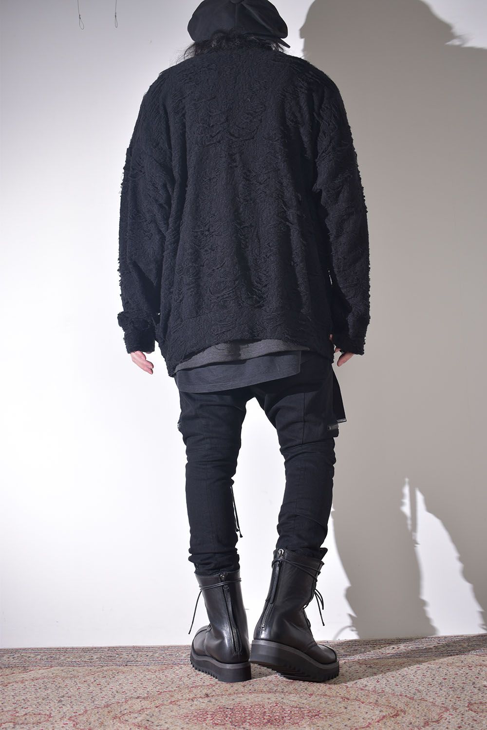 プラスカーディガンで冬仕様