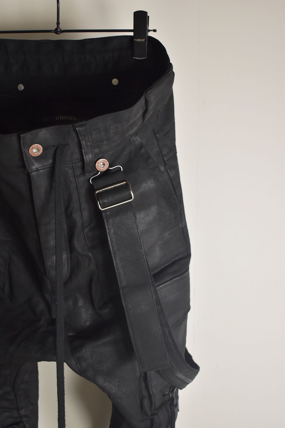 Product Coated Suspenders Cargo Jog Pants "Black" / 製品コーティングサスペンダーベルトカーゴジョグパンツ"ブラック"