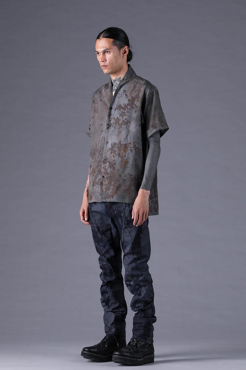 《2027SS先行予約分》Inkjet-Printed Shawl-Collar S/S Shirt "Charcoal" / インクジェットプリントショールカラーショートスリーブシャツ"チャコール"