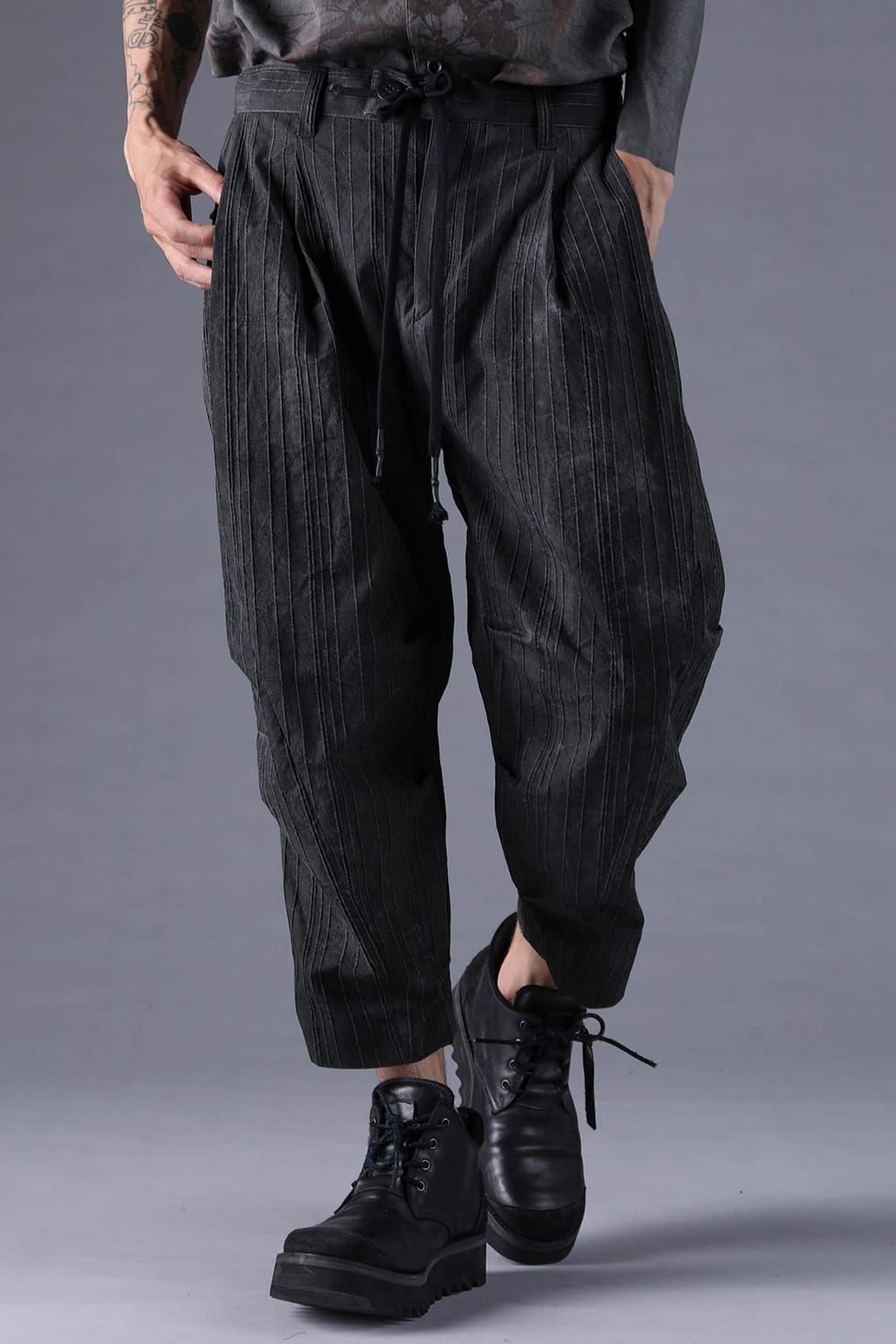 《2027SS先行予約分》Mura-Dye Toby Stripe Cropped Pants"Black" / ムラ染トビーストライプクロップドパンツ"ブラック"
