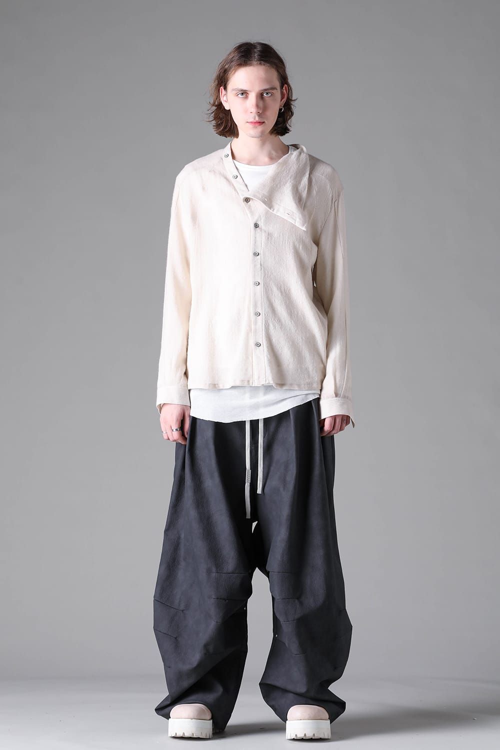 《2026AW先行予約》Vegan Leather Tuck Pants"Smoke Black / Khaki " / ヴィーガンレザータックパンツ"スモークブラック / カーキ"