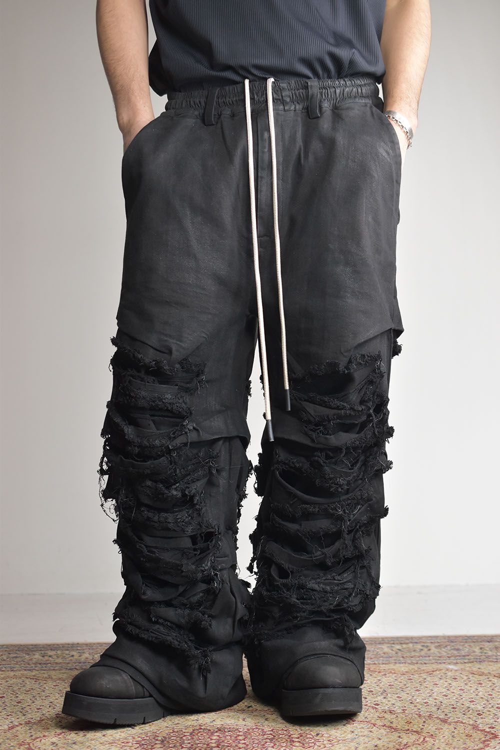 《2025AW先行予約》Damage Denim Tuck Wide Pants"Black"/ダメージデニムタックワイドパンツ"ブラック"