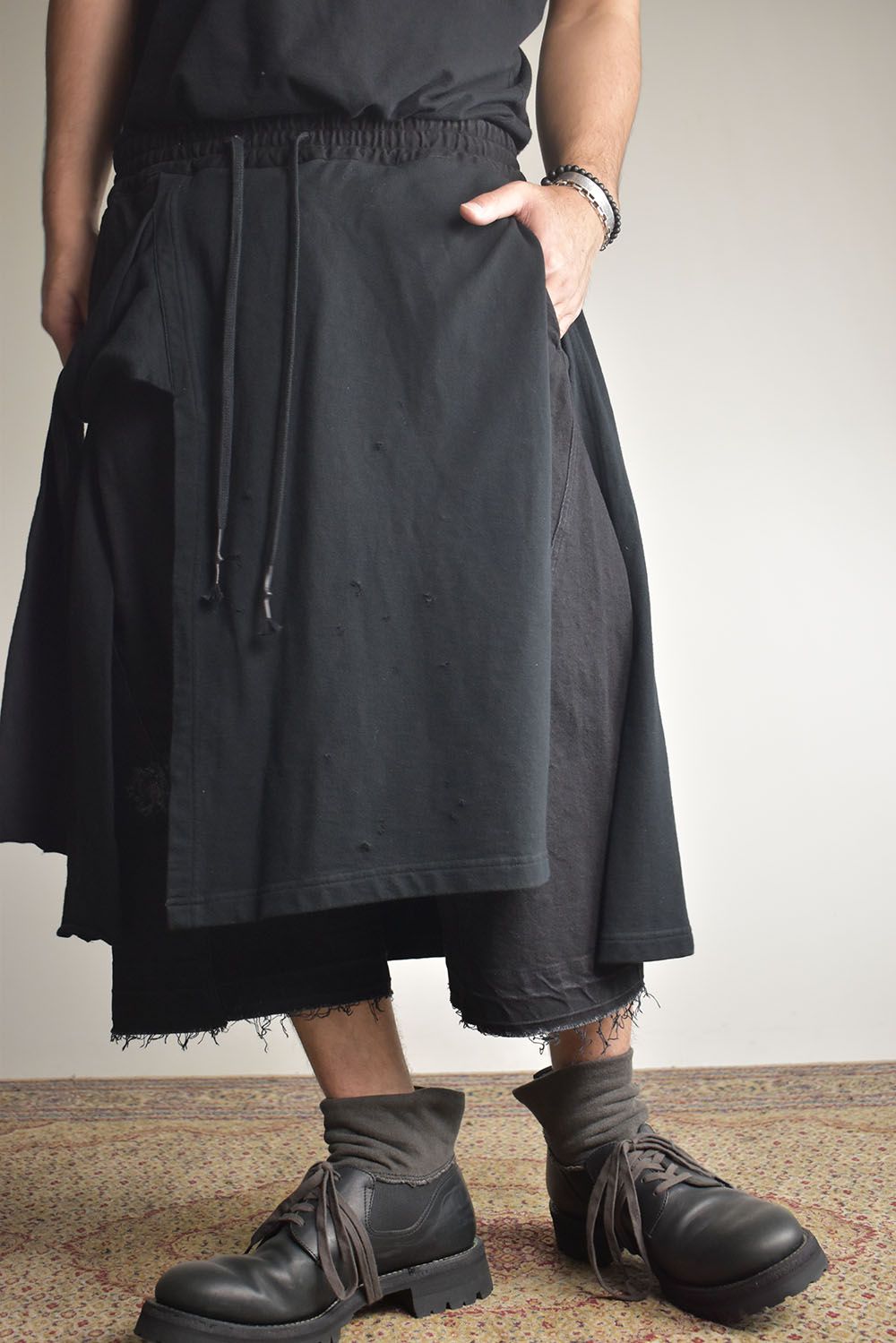 Stretch Denim Distressed Apron Wide Cropped Pants "Black" / ストレッチデニムダメージエプロンワイドクロップドパンツ"ブラック"