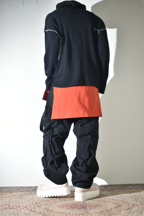 差し色とリラックスカジュアル