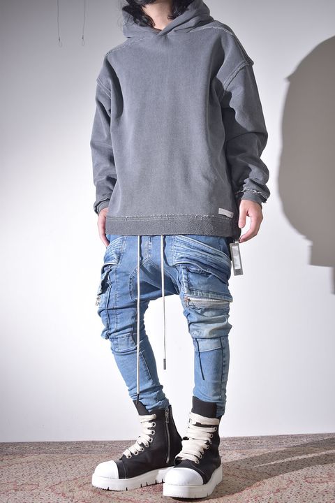 インディゴ × ピグメントグレー