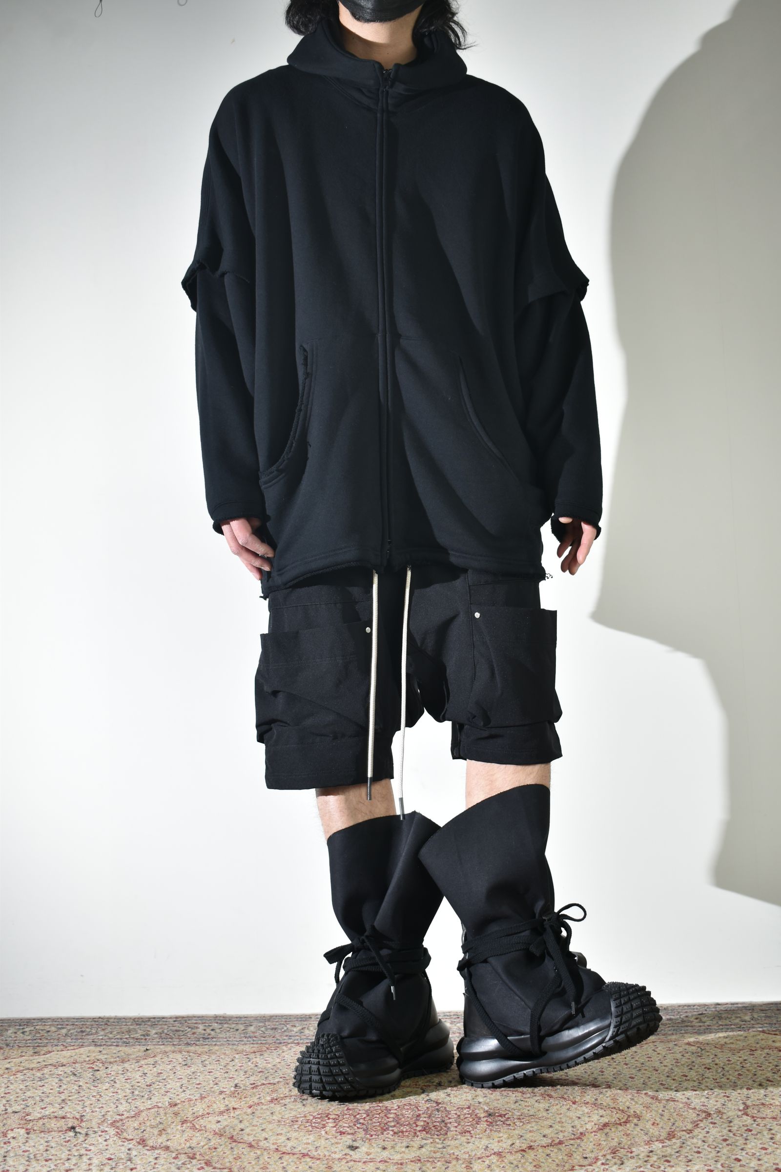 2Wayで着られる着用シーズンの長いスウェット