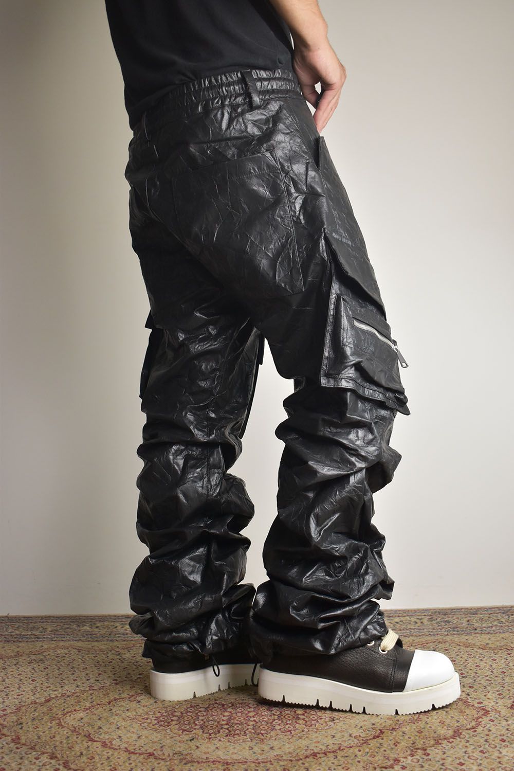 Washer Synthetic Leather Boots Cut Tuck Cargo Pants"Black " / ワッシャーシンセティックレザーブーツカットタックカーゴパンツ"ブラック"
