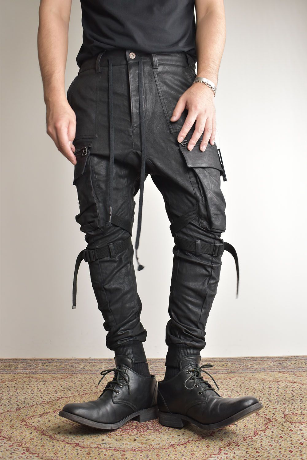 Product-Coated Jersey-Like Denim Cargo Jog Pants"Black" / 製品コーティングジャージーライクデニムカーゴジョグパンツ"ブラック"