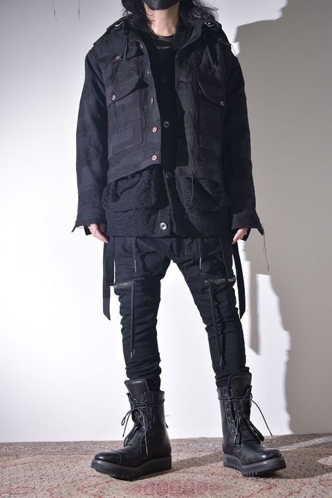 プラスカーディガンで冬仕様