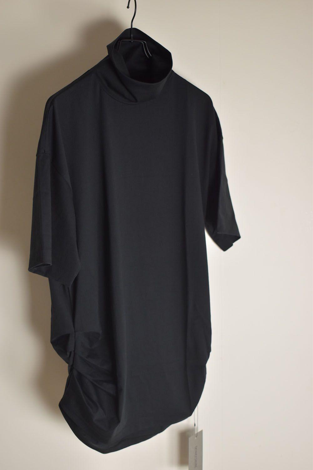 Crumpled Neck Short Sleeve Tee""Black" /  クラムプレッドネックショートスリーブTee"ブラック"