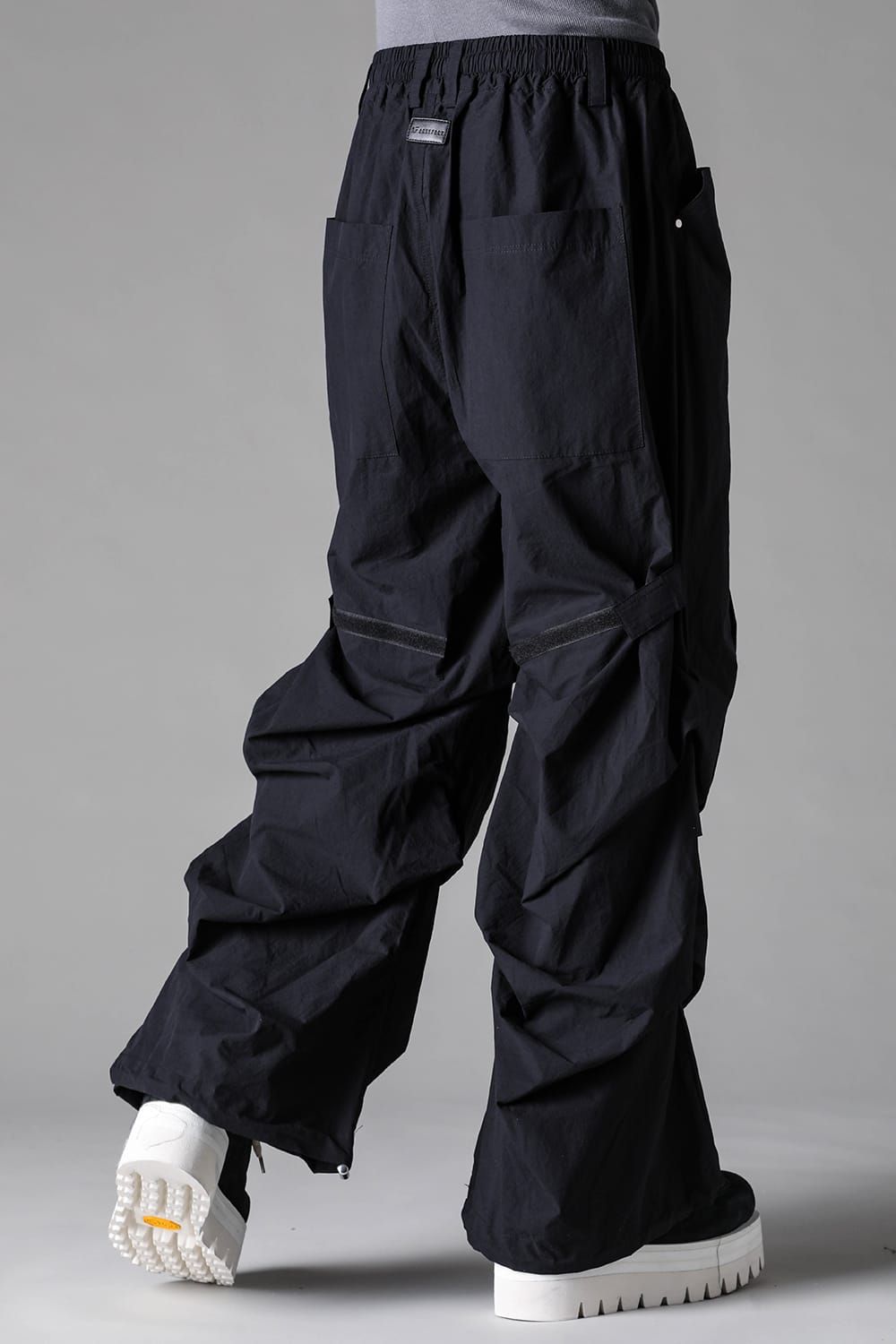 《2027SS先行予約》Tuck Wide Pants "Black / L.Grey" / タックワイドパンツ"ブラック/ライトグレー"