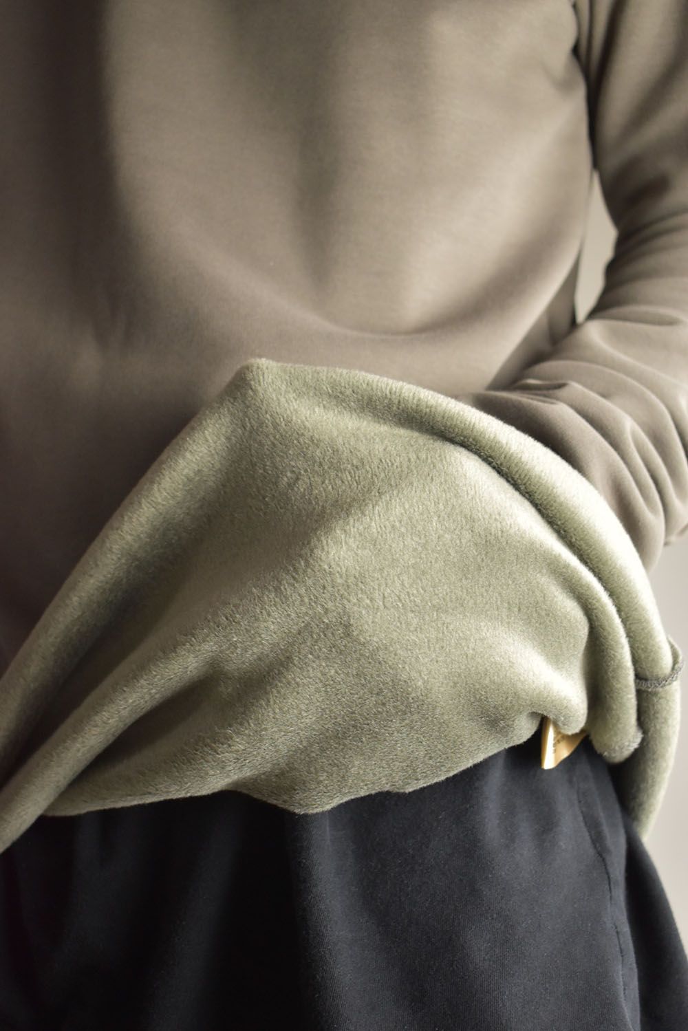 Bomber Heat Crew Neck Top"Grey" / ボンバーヒートクルーネックトップ"グレー"