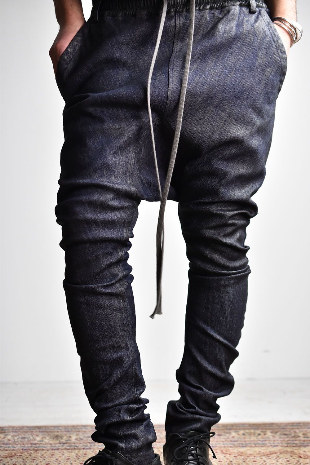 《2025AW先行予約》Coated Stretch denim Sarouel skinny"Blue" / コーティングストレッチデニムサルエルスキニー"ブルー"