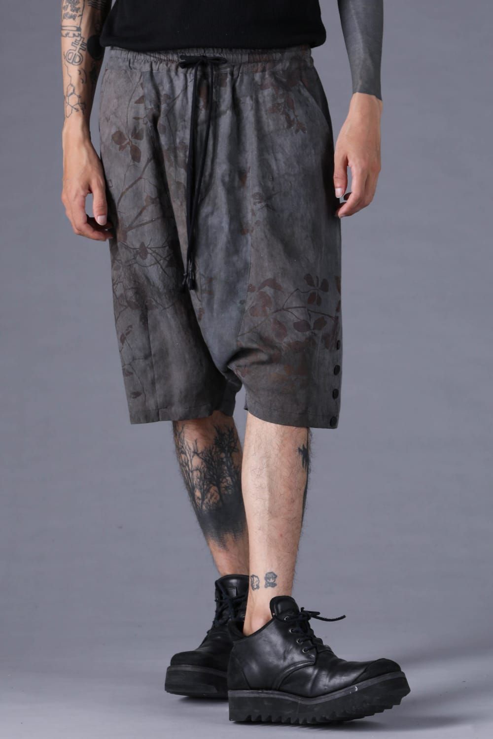 《2027SS先行予約分》Inkjet-Printed Sarrouel Shorts"Charcoal" / インクジェットプリントサルエルショーツ"チャコール"