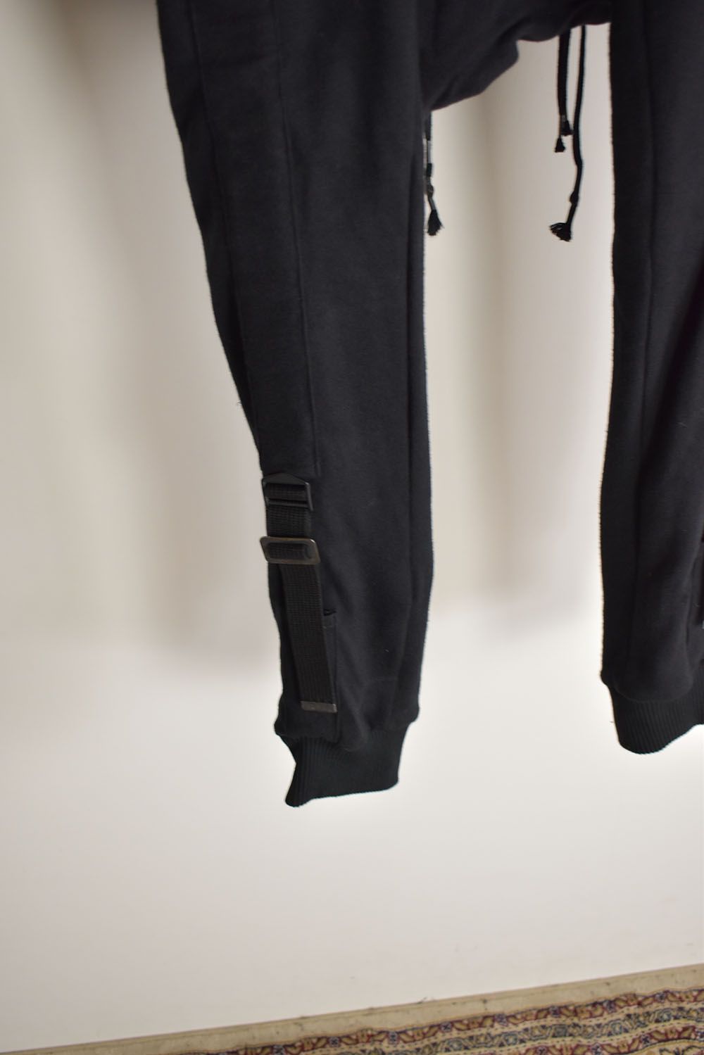 Non-ply Yarn Lined Belt Adjustable Crotch Jog Pants "Black" / 無撚糸裏毛ベルトアジャストロークロッチジョグパンツ"ブラック"