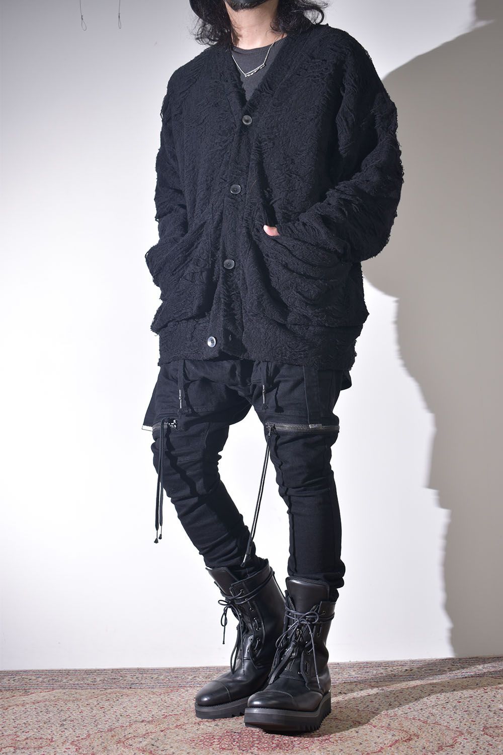 プラスカーディガンで冬仕様