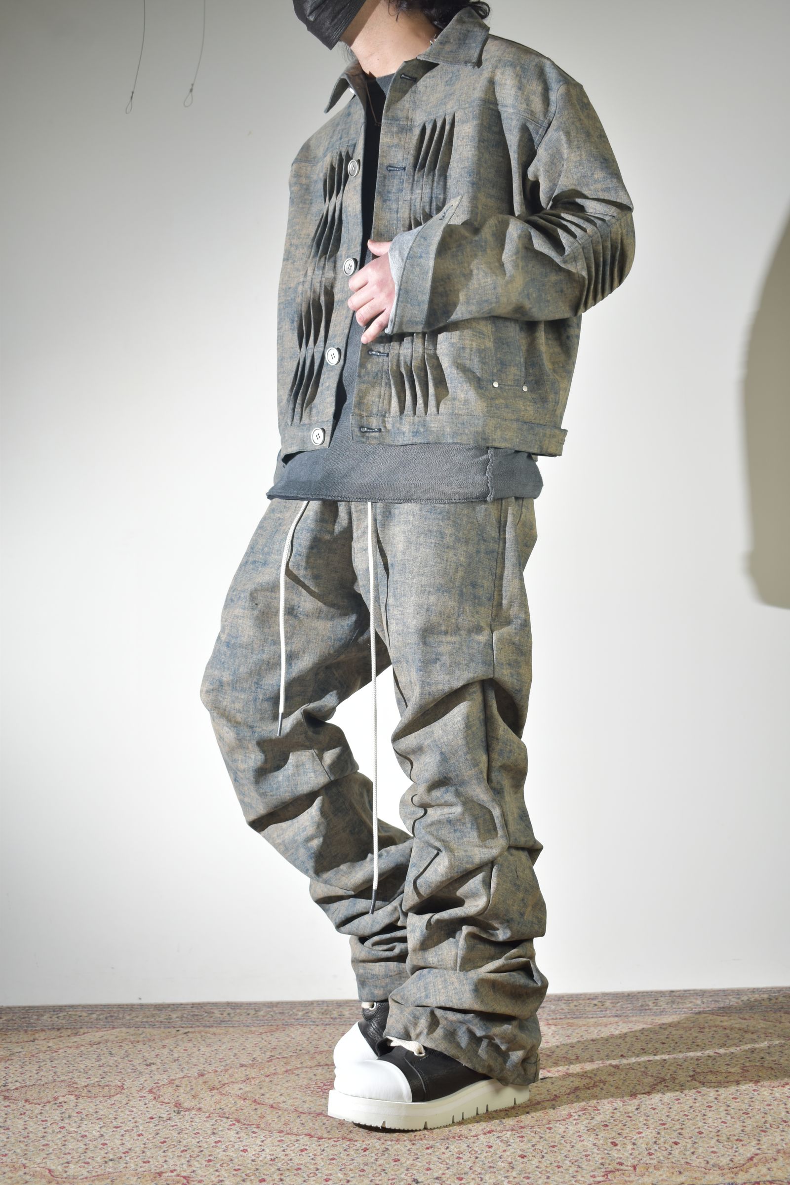 スティールブルーでセットアップ