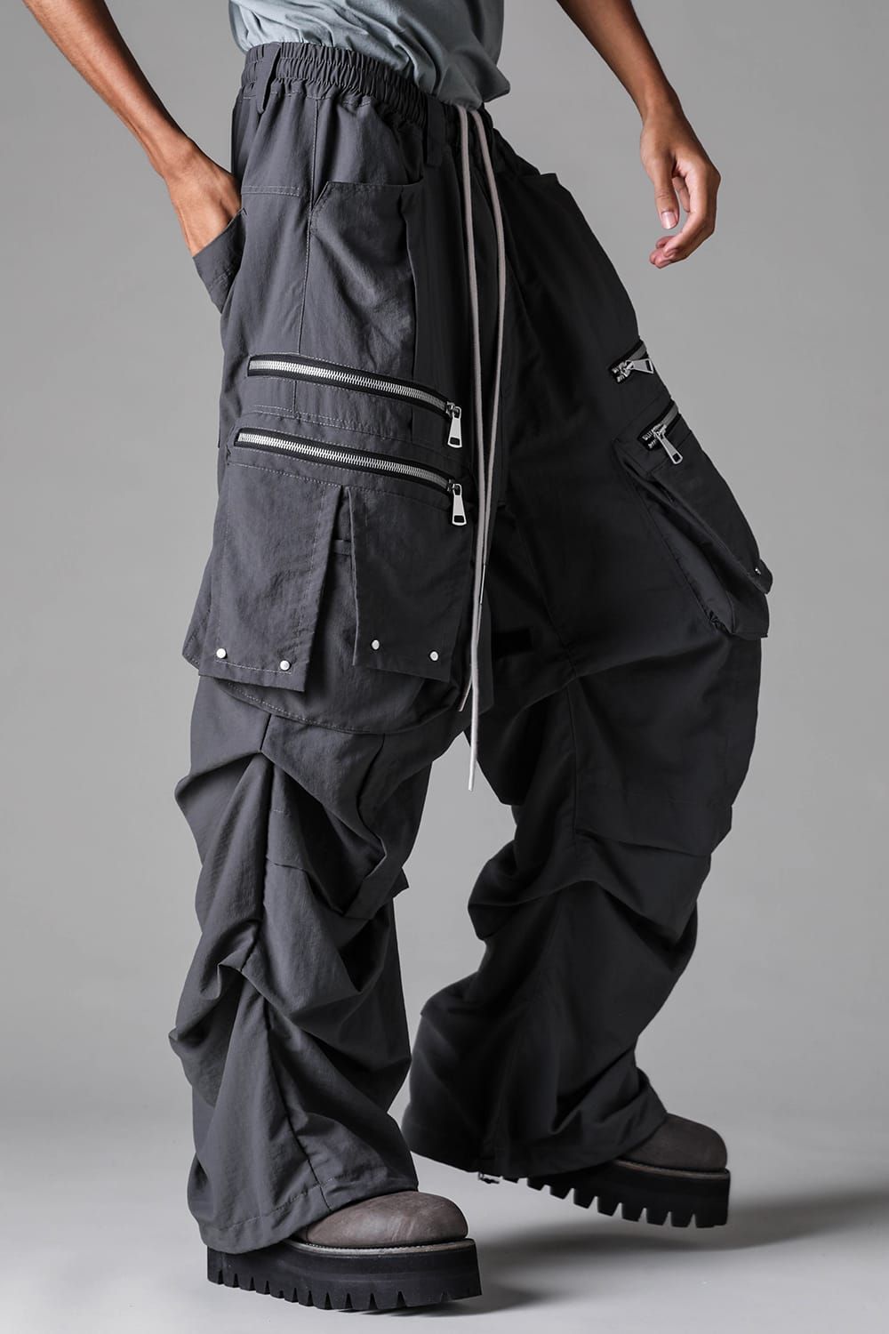 《2027SS先行予約》Rayon Nylon Cargo Tuck Wide Pants"Black / Grey / L.Khaki" /レーヨンナイロンカーゴタックワイドパンツ"ブラック/グレー/ライトカーキ"