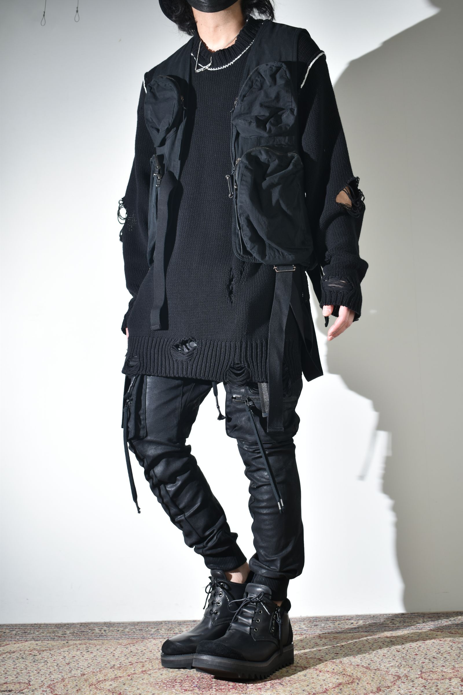 春ニット × ベスト