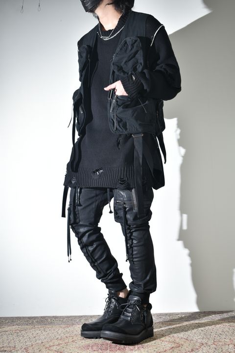 春ニット × ベスト