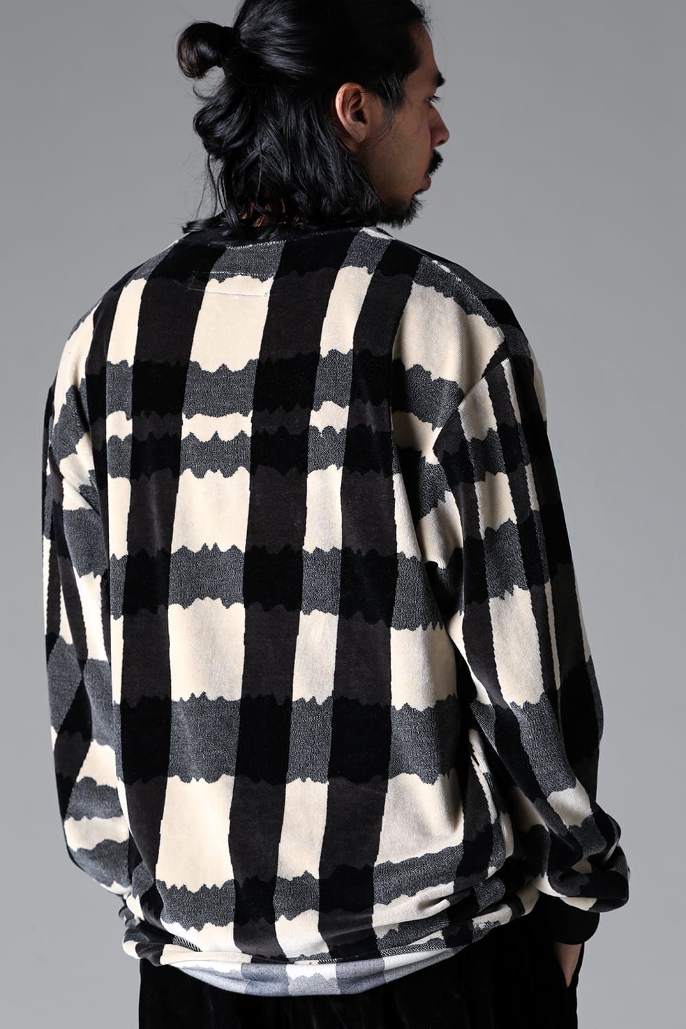 《2025AW先行予約》Checked Pattern Crew Neck Pullover"Black×Grey×Ivory" / チェックパターンクルーネックプルオーバー"ブラック×グレー×アイボリー"