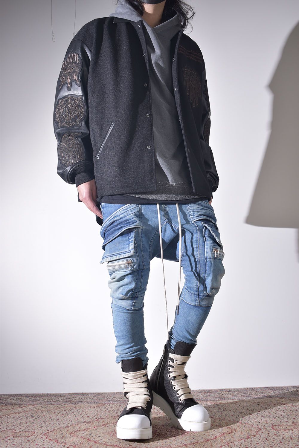 インディゴ × ピグメントグレー