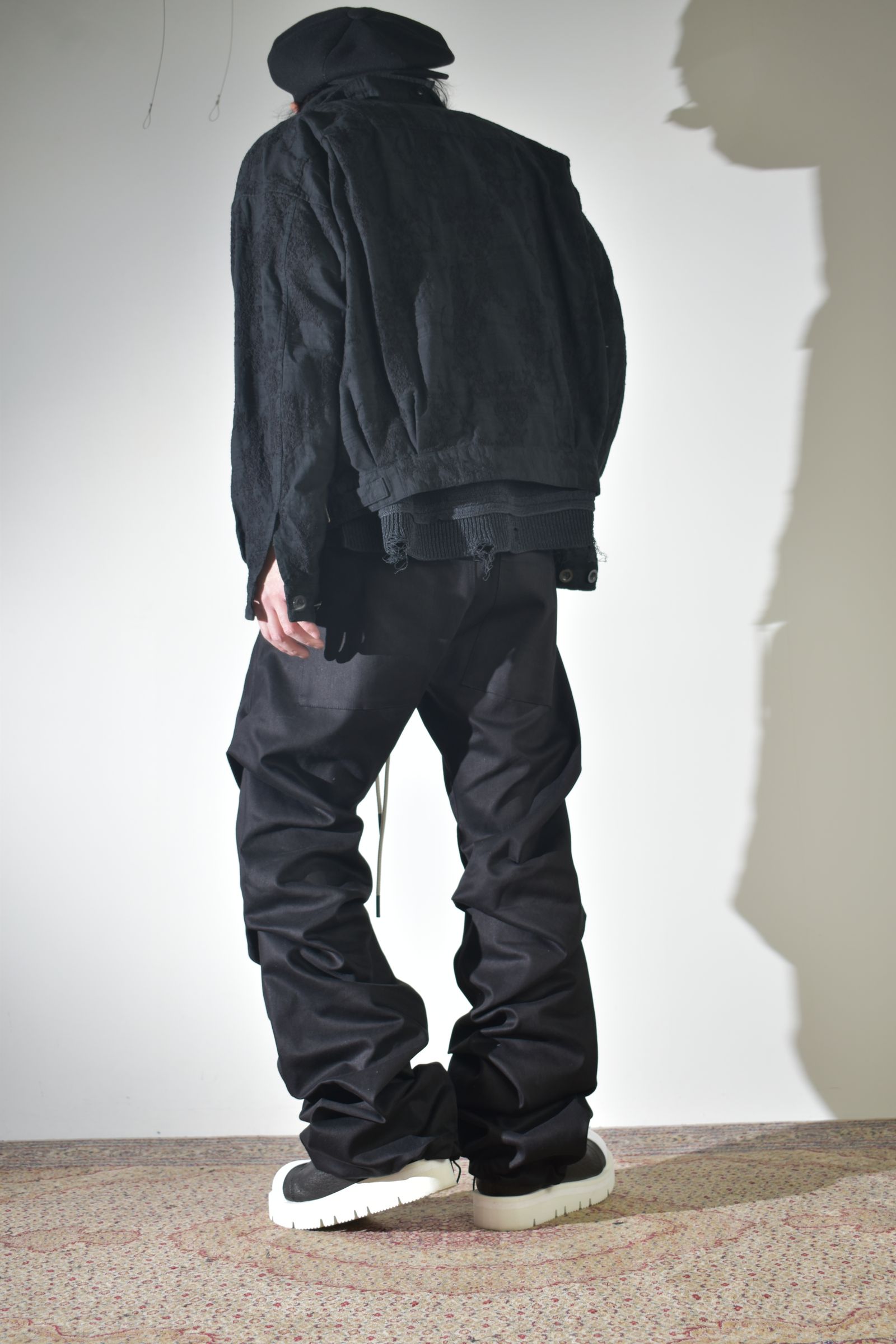 ブーツカット、早くもラス1