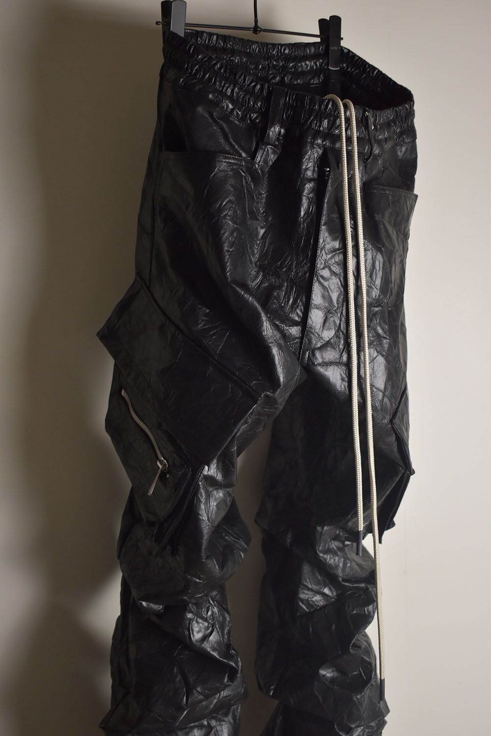 Washer Synthetic Leather Boots Cut Tuck Cargo Pants"Black " / ワッシャーシンセティックレザーブーツカットタックカーゴパンツ"ブラック"