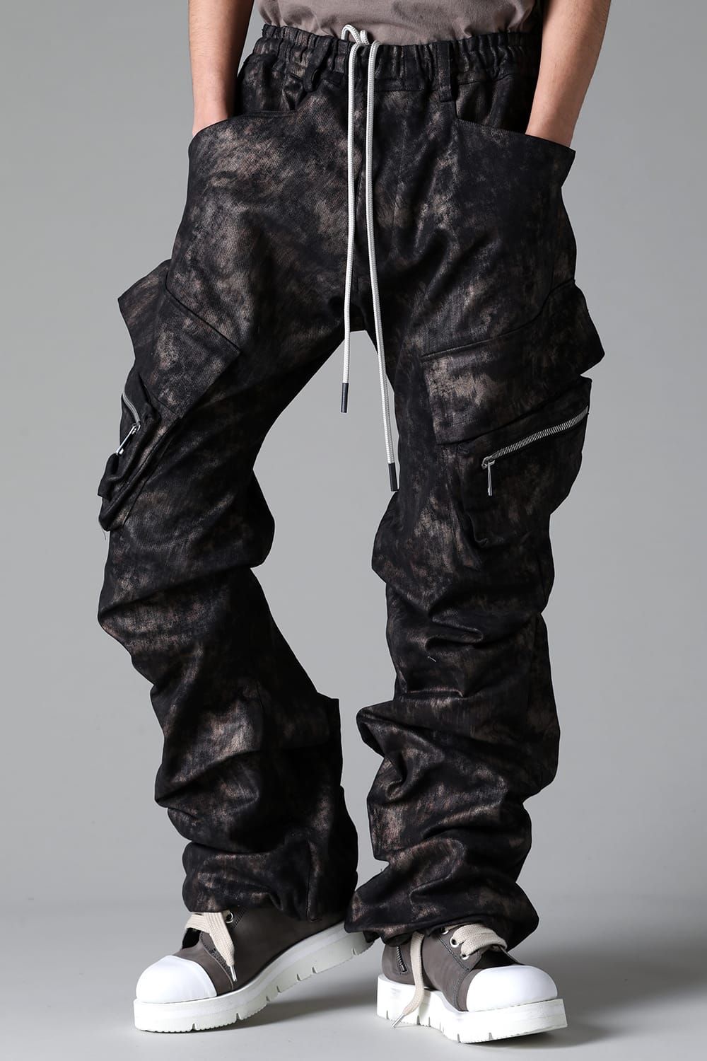《2025AW先行予約》Metal Steam Camouflage Boots Cut Tuck Cargo Pants"Black × Beige" / メタルスチームカモフラージュ ブーツカットタックカーゴパンツ"ブラック×ベージュ"