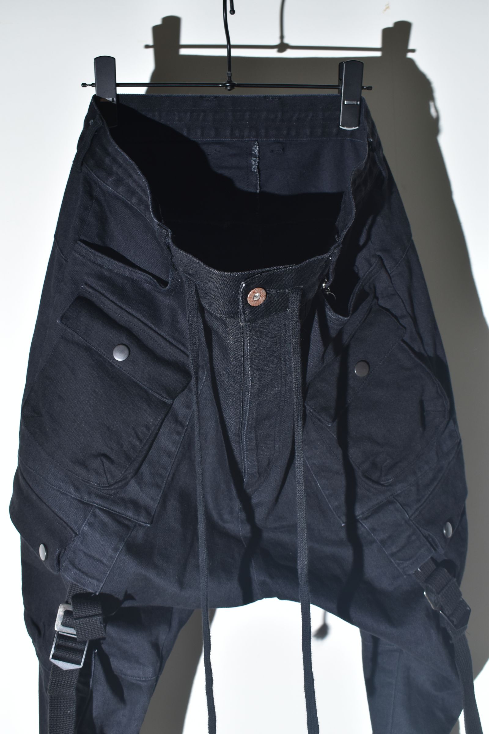Stretch Denim Belt-Adjustable Cargo Jogger Pants"Black" / ストレッチデニムベルトアジャストカーゴジョグパンツ"ブラック"