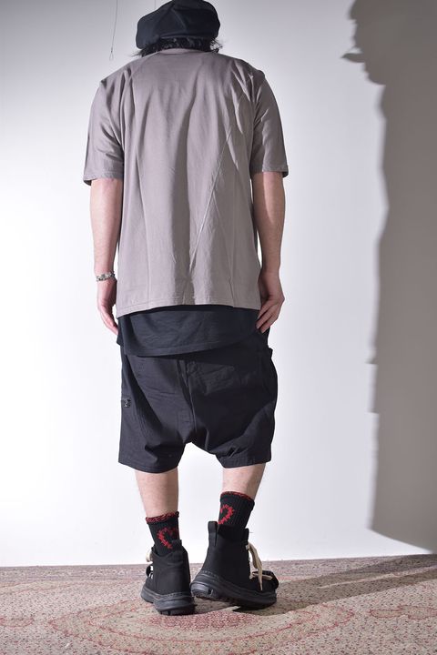 チェックシャツ×ショーツ