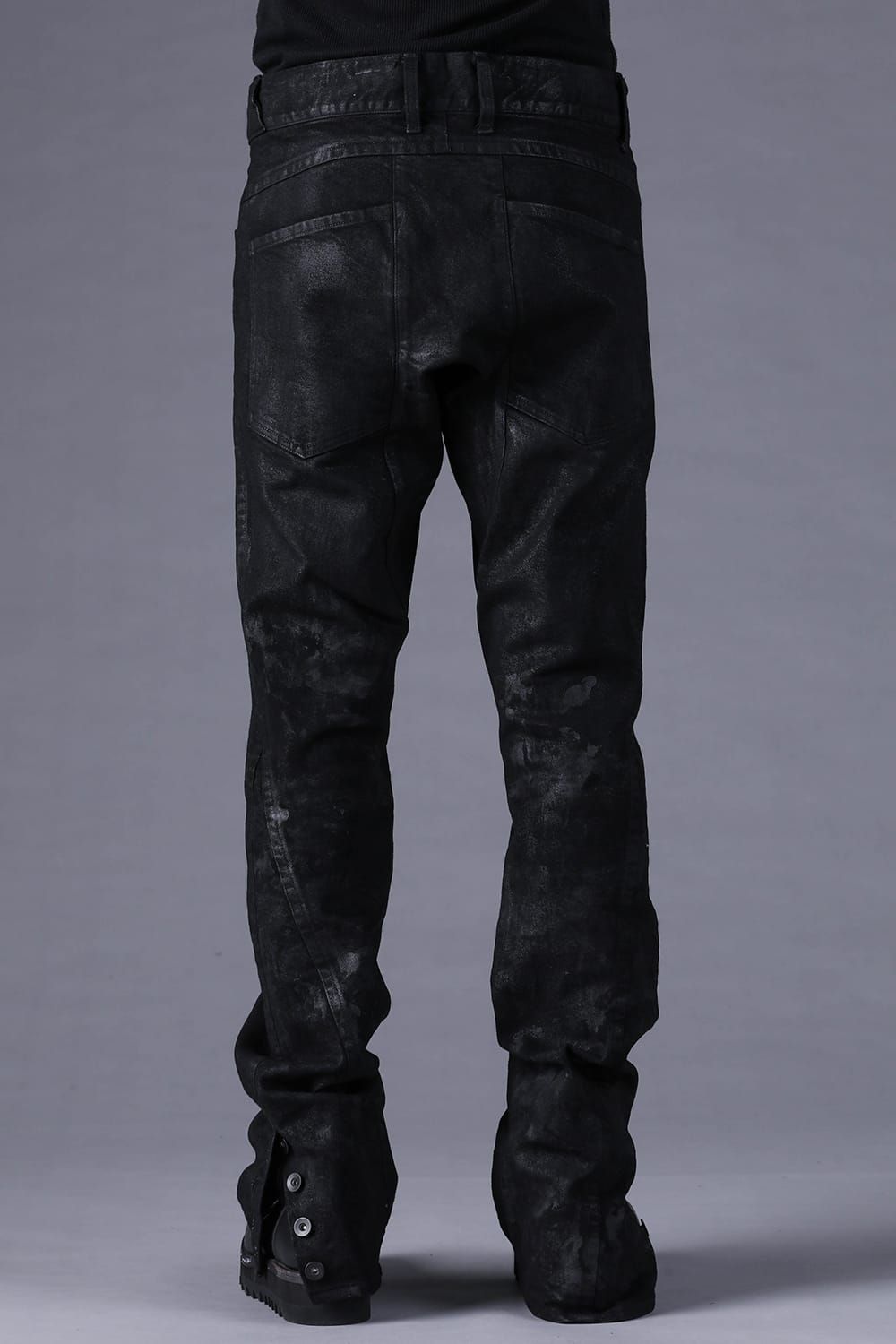 《2027SS先行予約分》Product Coated Stretch Denim Flared Slim Pants"Black" / 製品コーティングストレッチデニムフレアスリムパンツ"ブラック"
