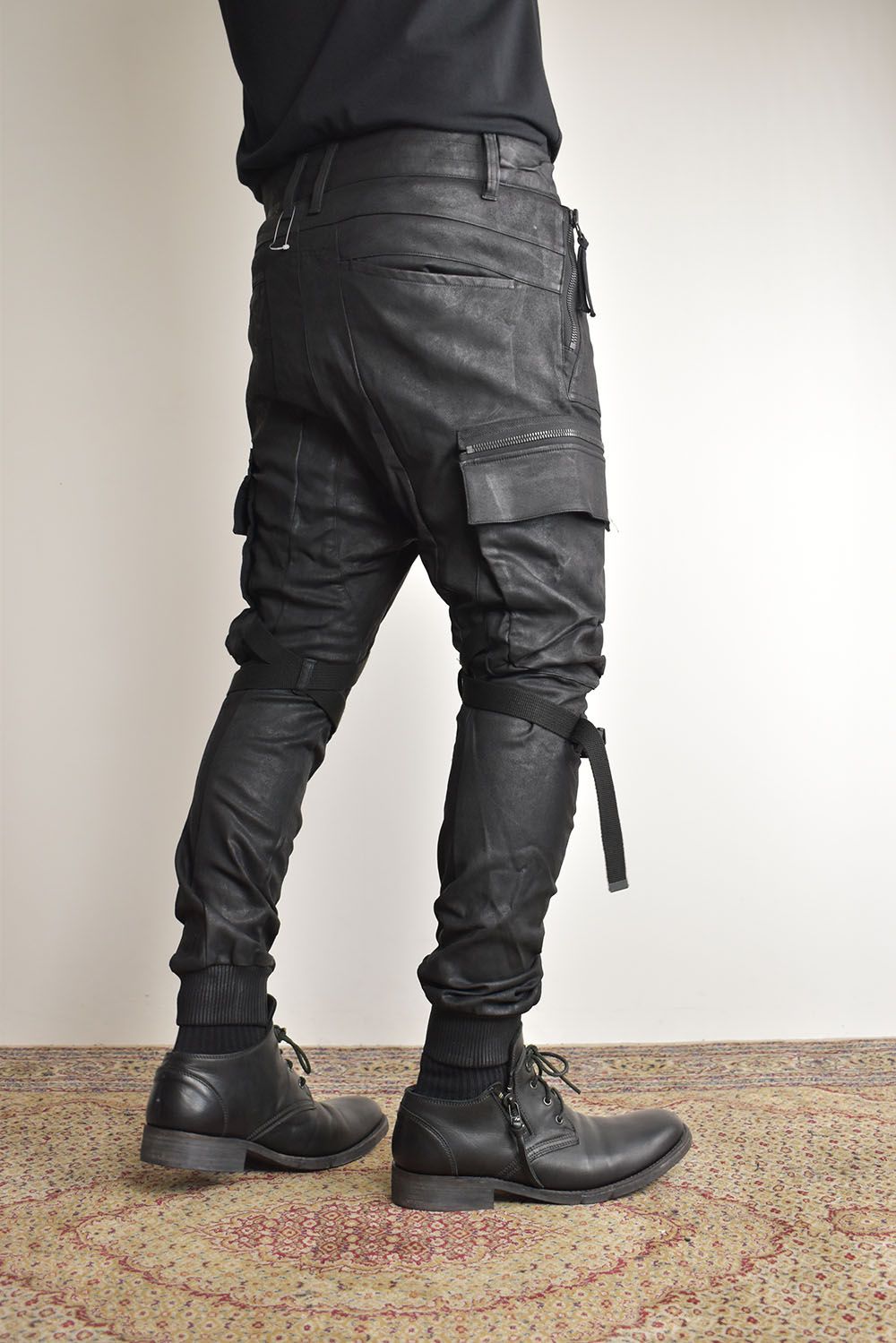 Product-Coated Jersey-Like Denim Cargo Jog Pants"Black" / 製品コーティングジャージーライクデニムカーゴジョグパンツ"ブラック"