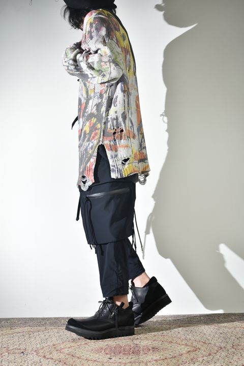 テクニカルなカーゴパンツ