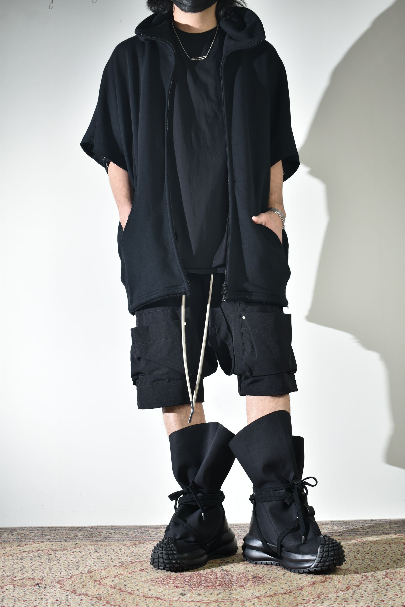 2Wayで着られる着用シーズンの長いスウェット