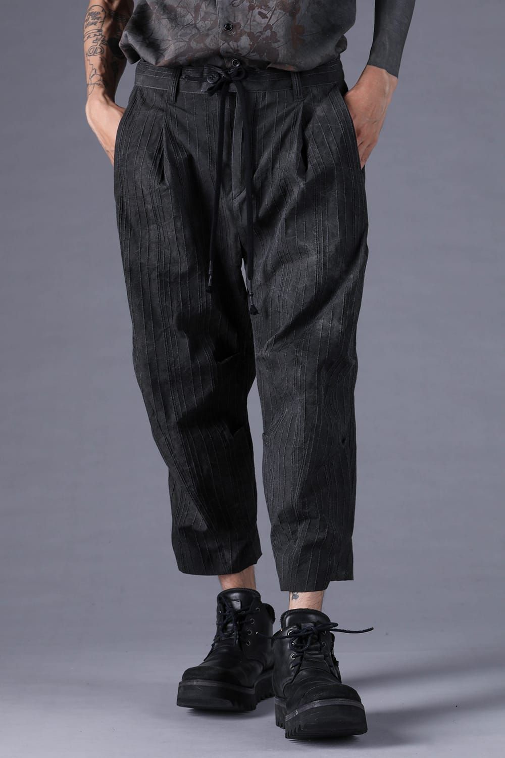 《2027SS先行予約分》Mura-Dye Toby Stripe Cropped Pants"Black" / ムラ染トビーストライプクロップドパンツ"ブラック"
