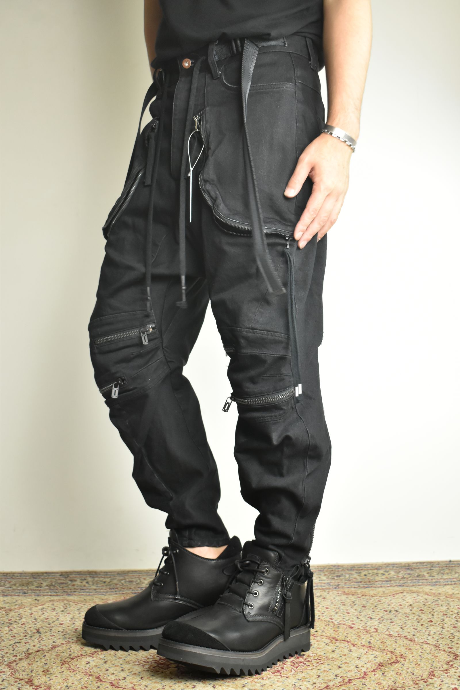 Stretch Denim Knee-Open Cropped Pants"Black" / ストレッチデニムニーオープンクロップドパンツ"ブラック"