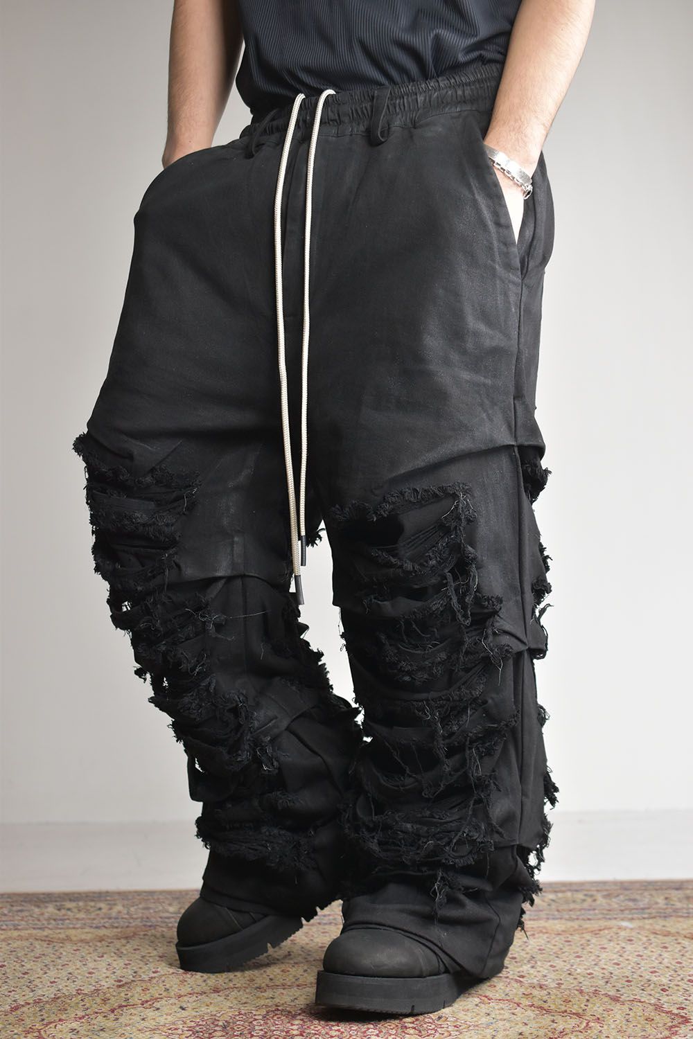 《2025AW先行予約》Damage Denim Tuck Wide Pants"Black"/ダメージデニムタックワイドパンツ"ブラック"