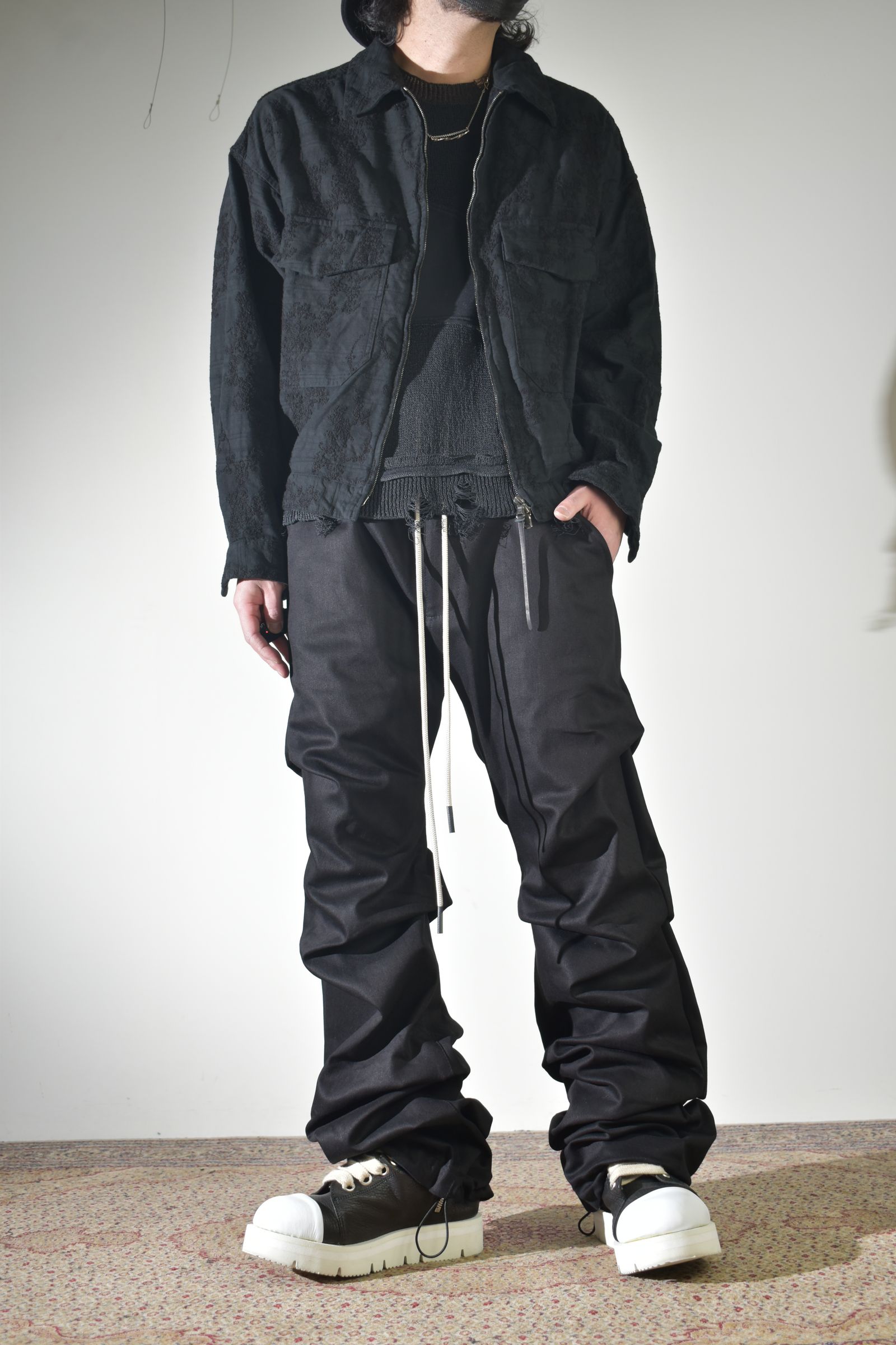 ブーツカット、早くもラス1