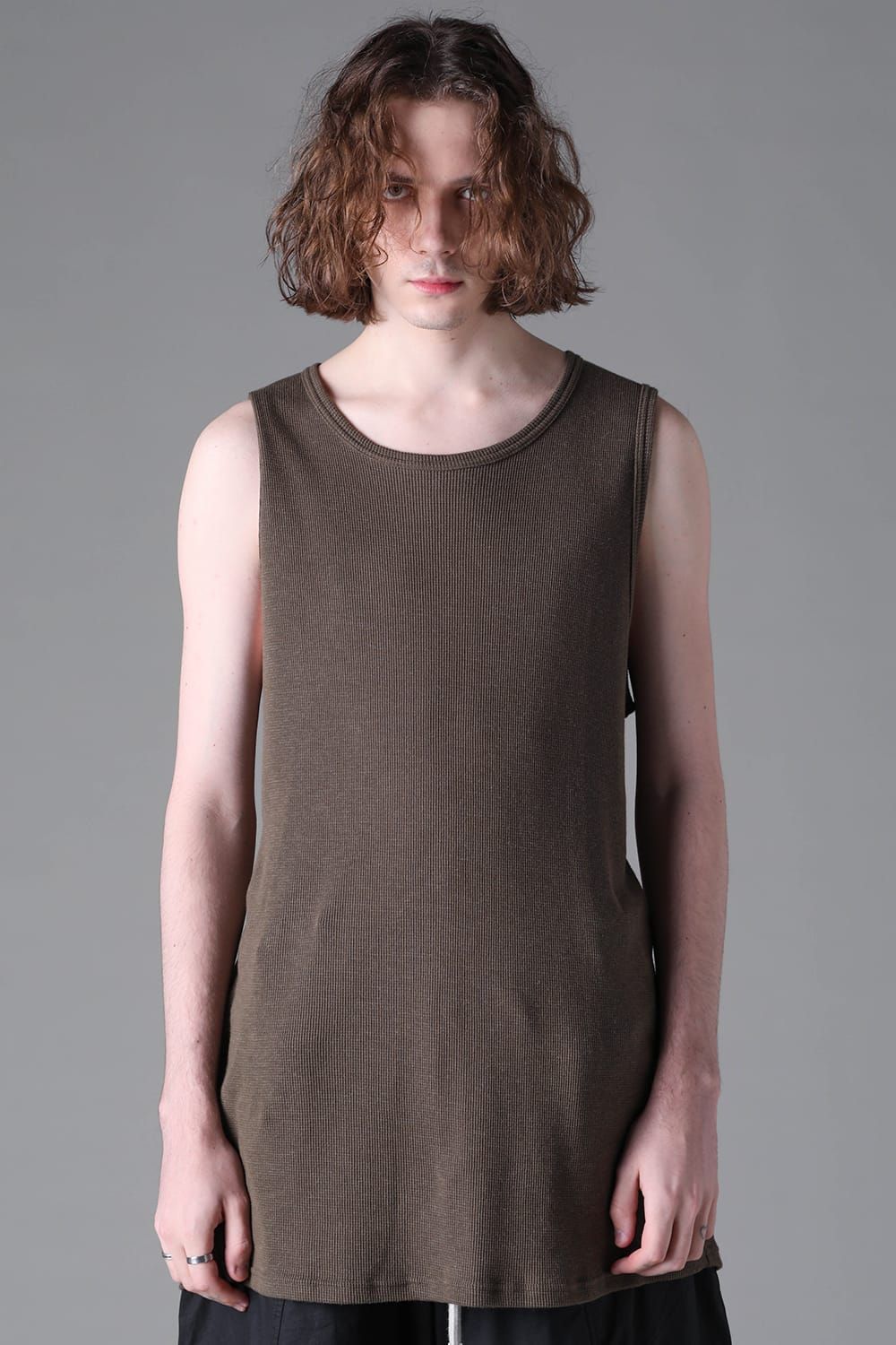 《2026AW先行予約》Back Printed Waffle Jersey Long Tank Top"Black / D.Grey / Ivory /Khaki"バックプリントワッフルジャージーロングタンクトップ"ブラック/ダークグレー/アイボリー/カーキ"