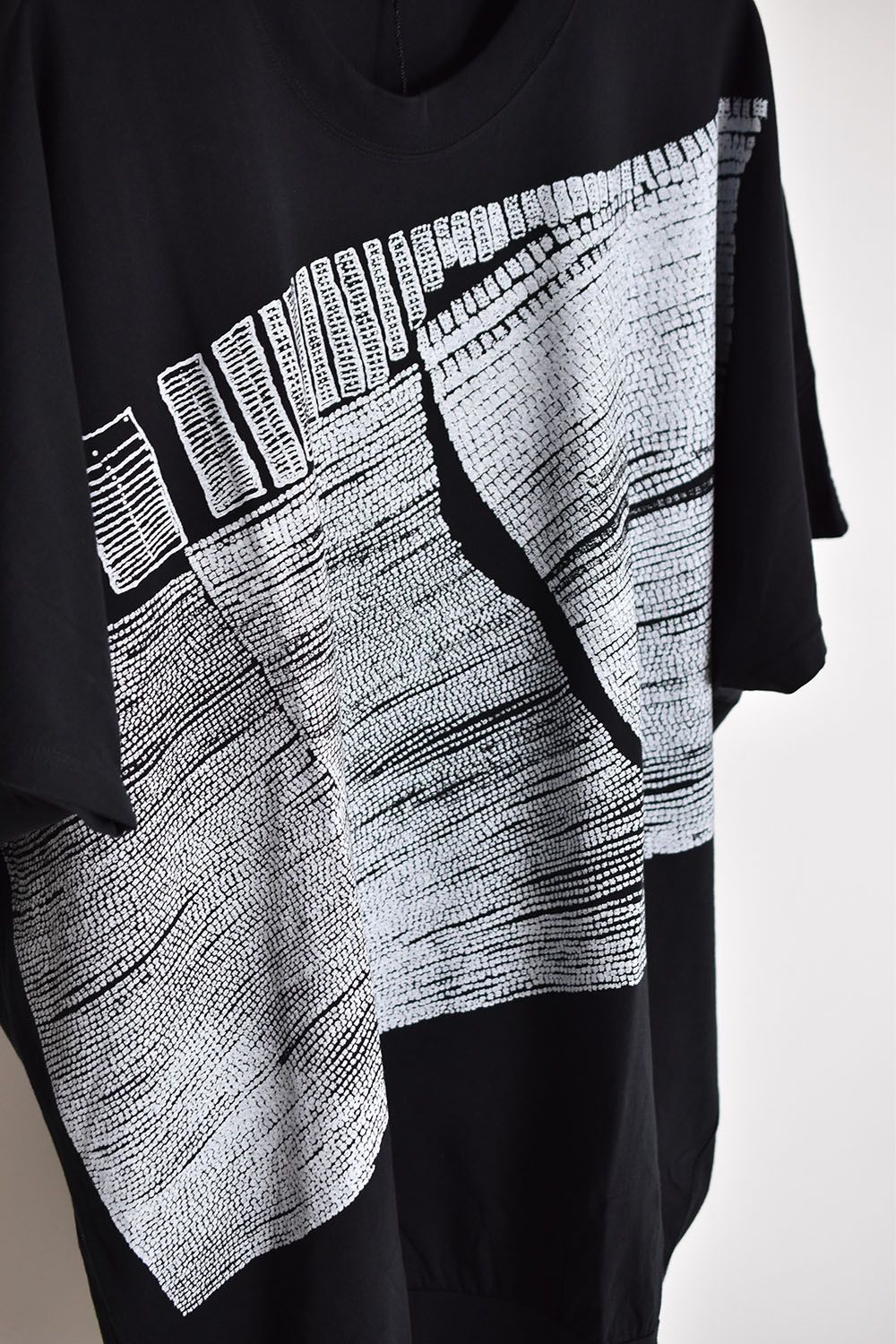 DISTORTION3 Big Dolman Sleeve Print Pullover"Black"/ ビッグドルマンスリーブプリントプルオーバー"ブラック"