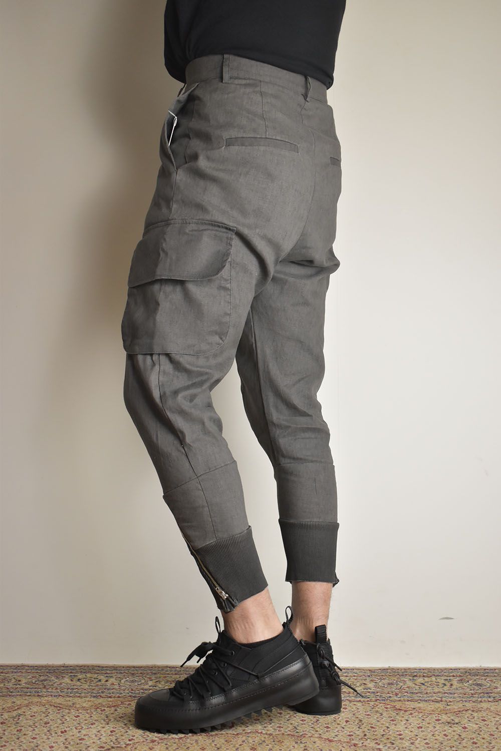 Asymmetrical Cargo Pants"Charcoal Grey" / アシンメトリーカーゴパンツ"チャコールグレー"