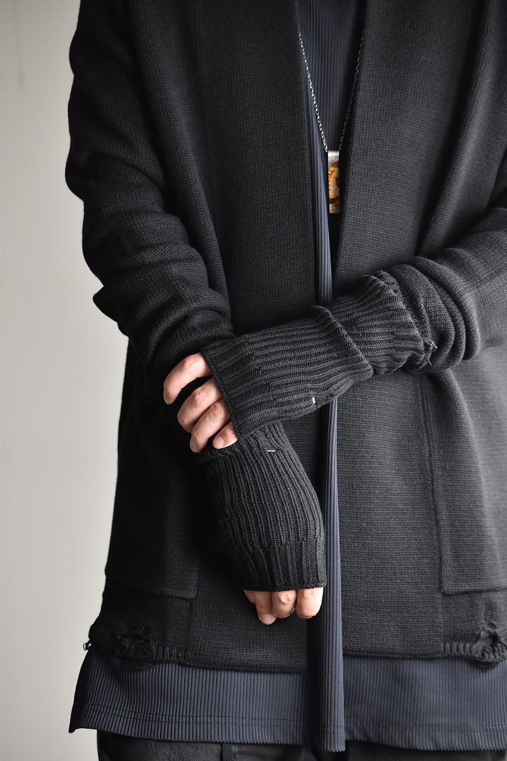 Damage Knit Arm Warmers"Black"/ダメージニットアームウォーマー"ブラック"