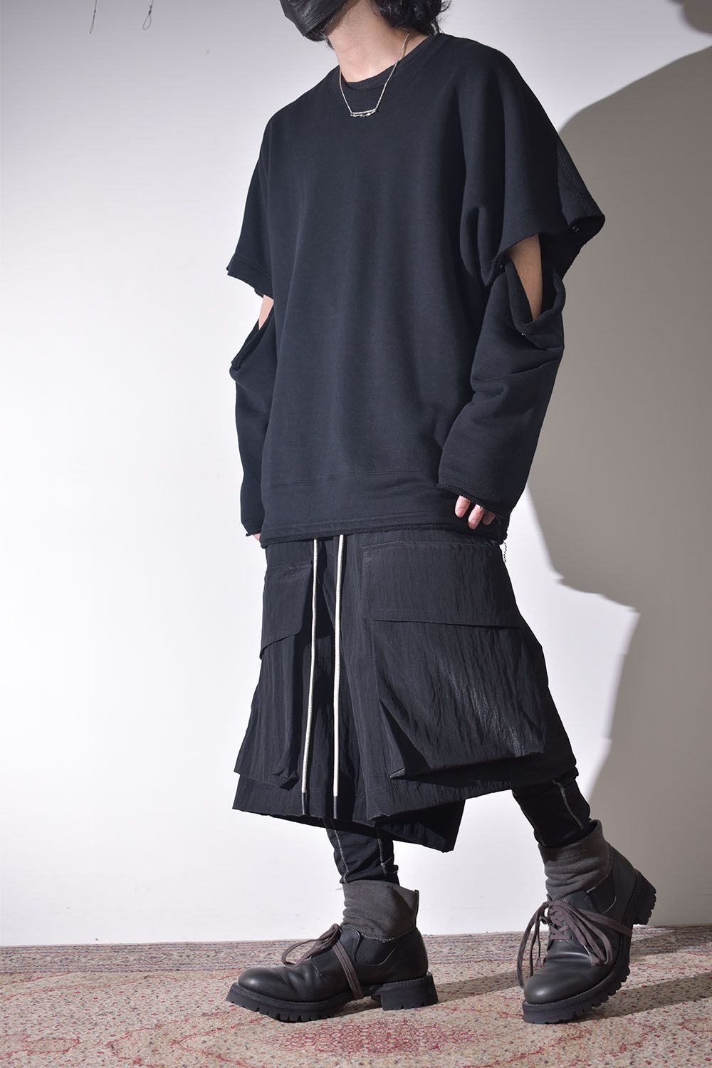 どんなトップスにも合わせられるベスト