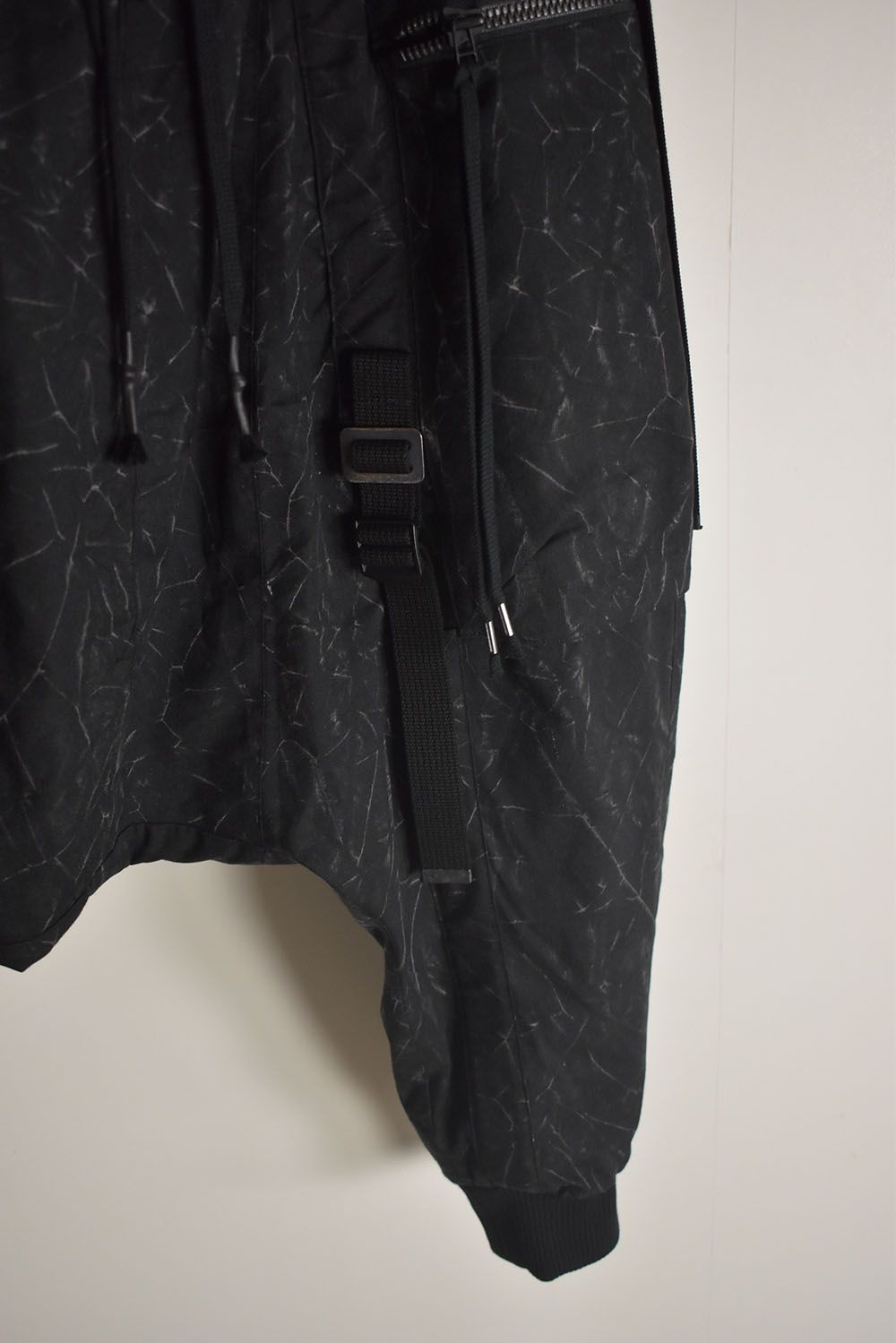 Catch Washer Bleach Belt Adjustable Sarouel Cargo Pants"Black" / キャッチワッシャーブリーチベルトアジャスタブルサルエルカーゴパンツ"ブラック"