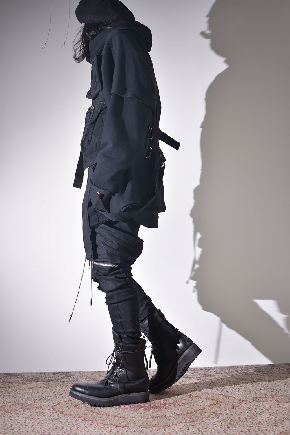 ドルマンスリーブにも重ねられるベスト