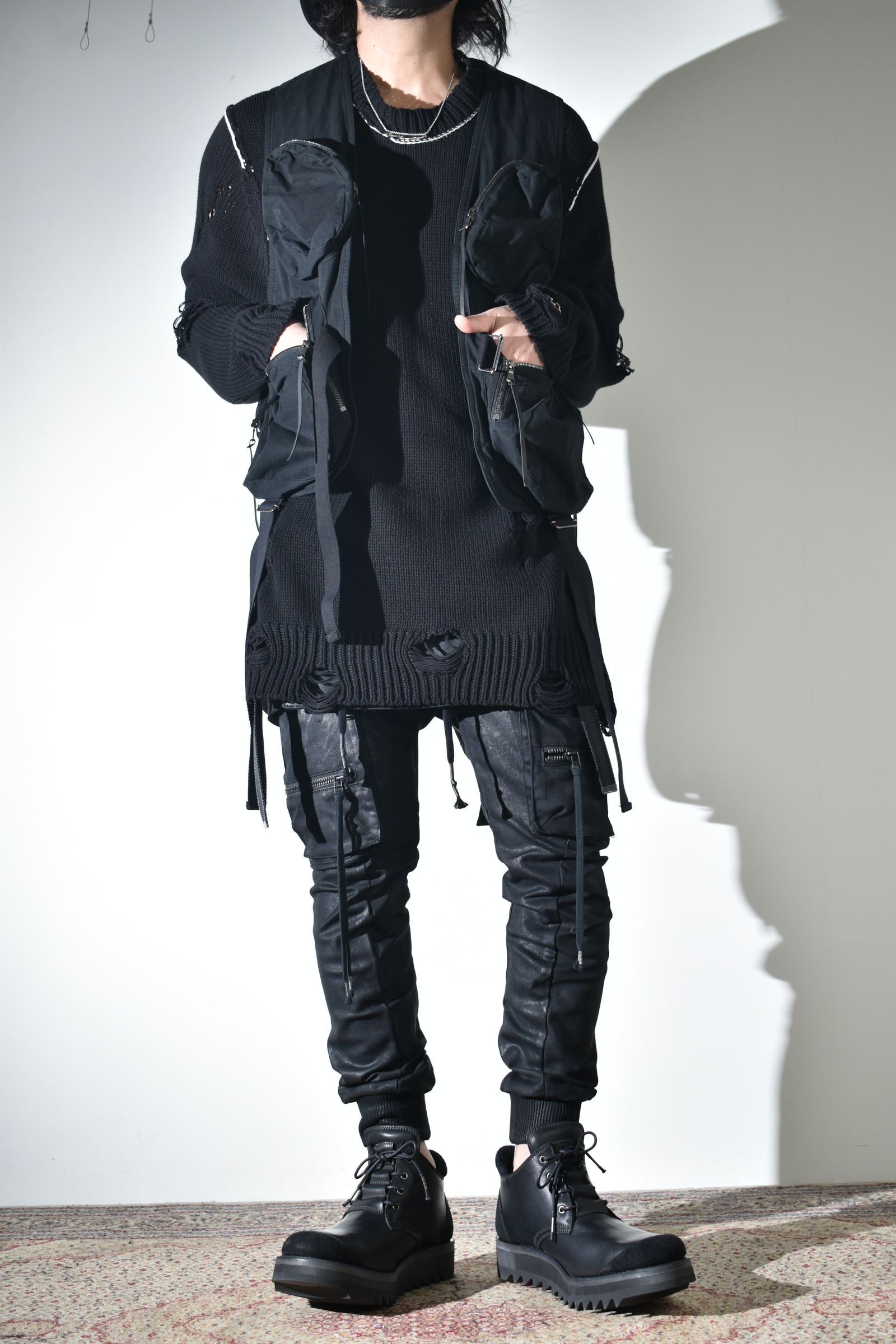 春ニット × ベスト